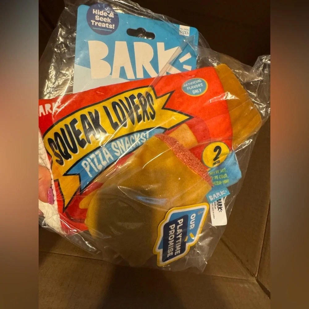 Bark Box Pizza snacks Dog Toy 3 part toy hide, squeak, crinkle NEW Pizza Rolls